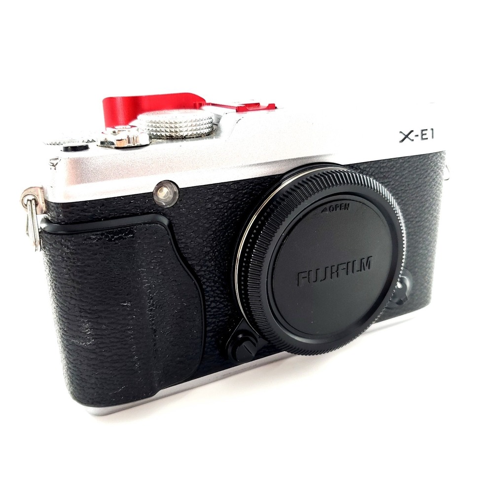 Fujifilm X Series X-E1 16.3MP Digital SLR Camera Silver Complete In Box Tested - Picture 2 of 16
